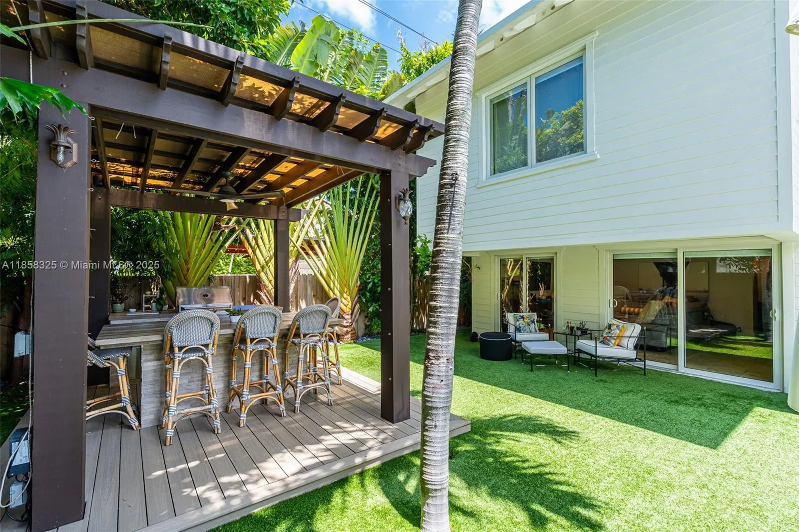 Key Biscayne, Florida 33149, United States, 6 Bedrooms Bedrooms, ,6 BathroomsBathrooms,Residential,Active,190638