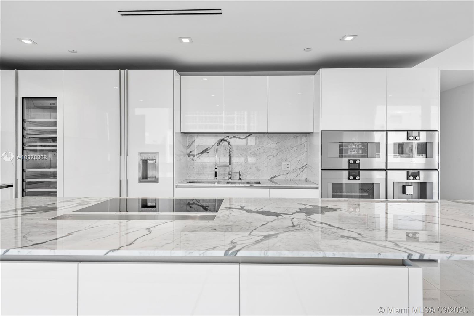 OCEANA BAL HARBOUR CONDO - Residential