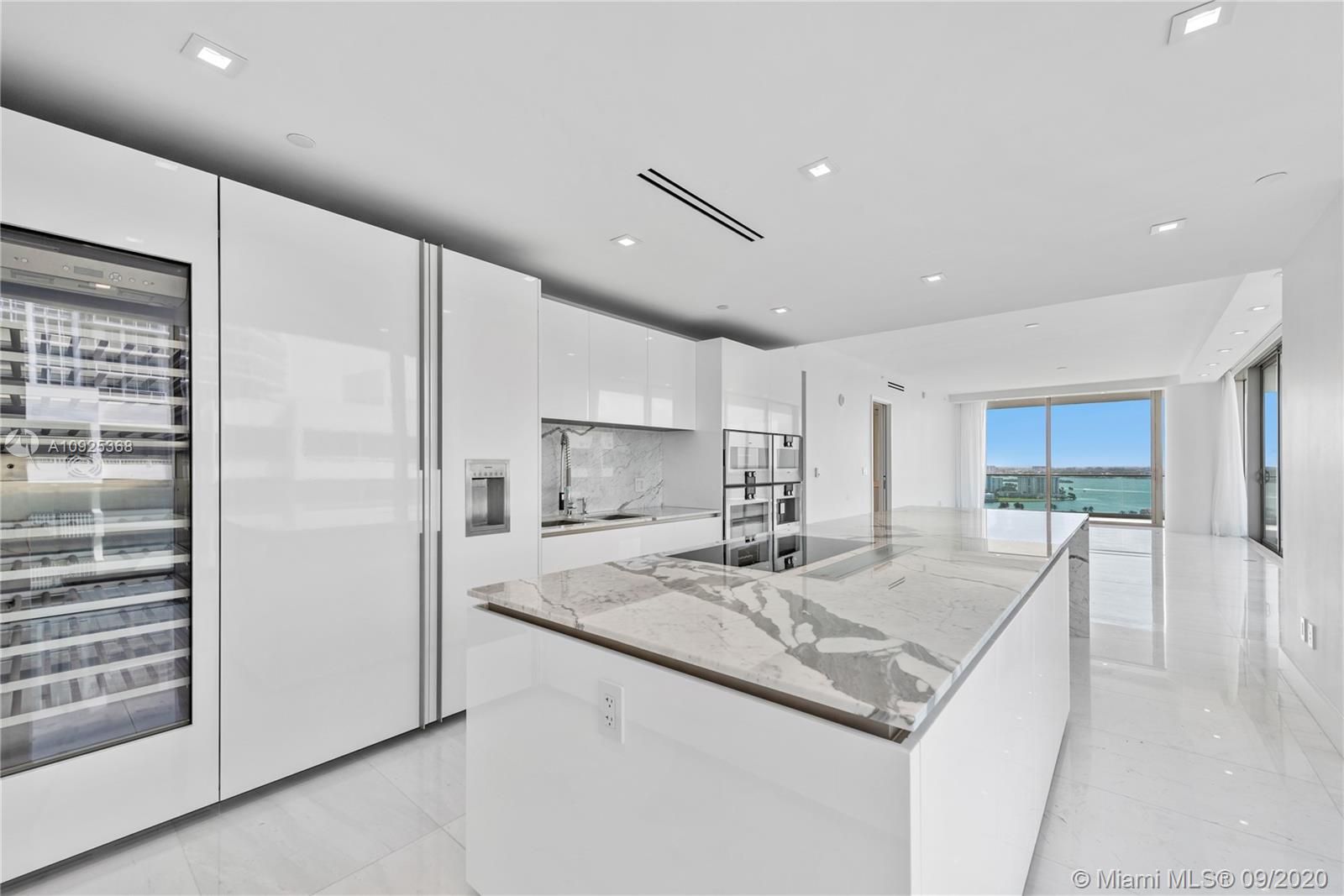OCEANA BAL HARBOUR CONDO - Residential