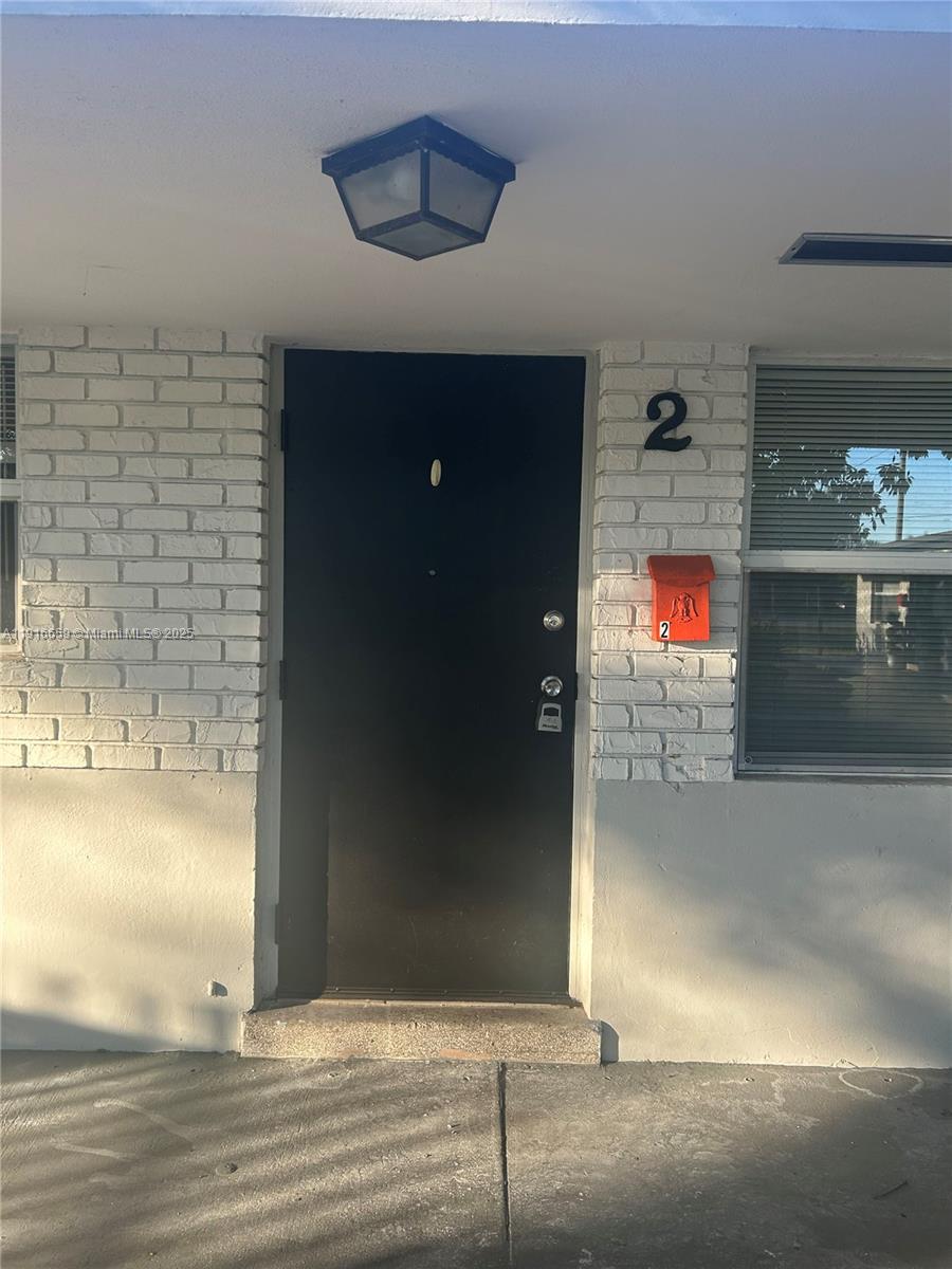 RIVERSIDE NO 3 - Residential Lease