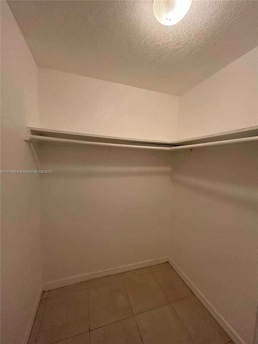 RIVERSIDE NO 3 - Residential Lease