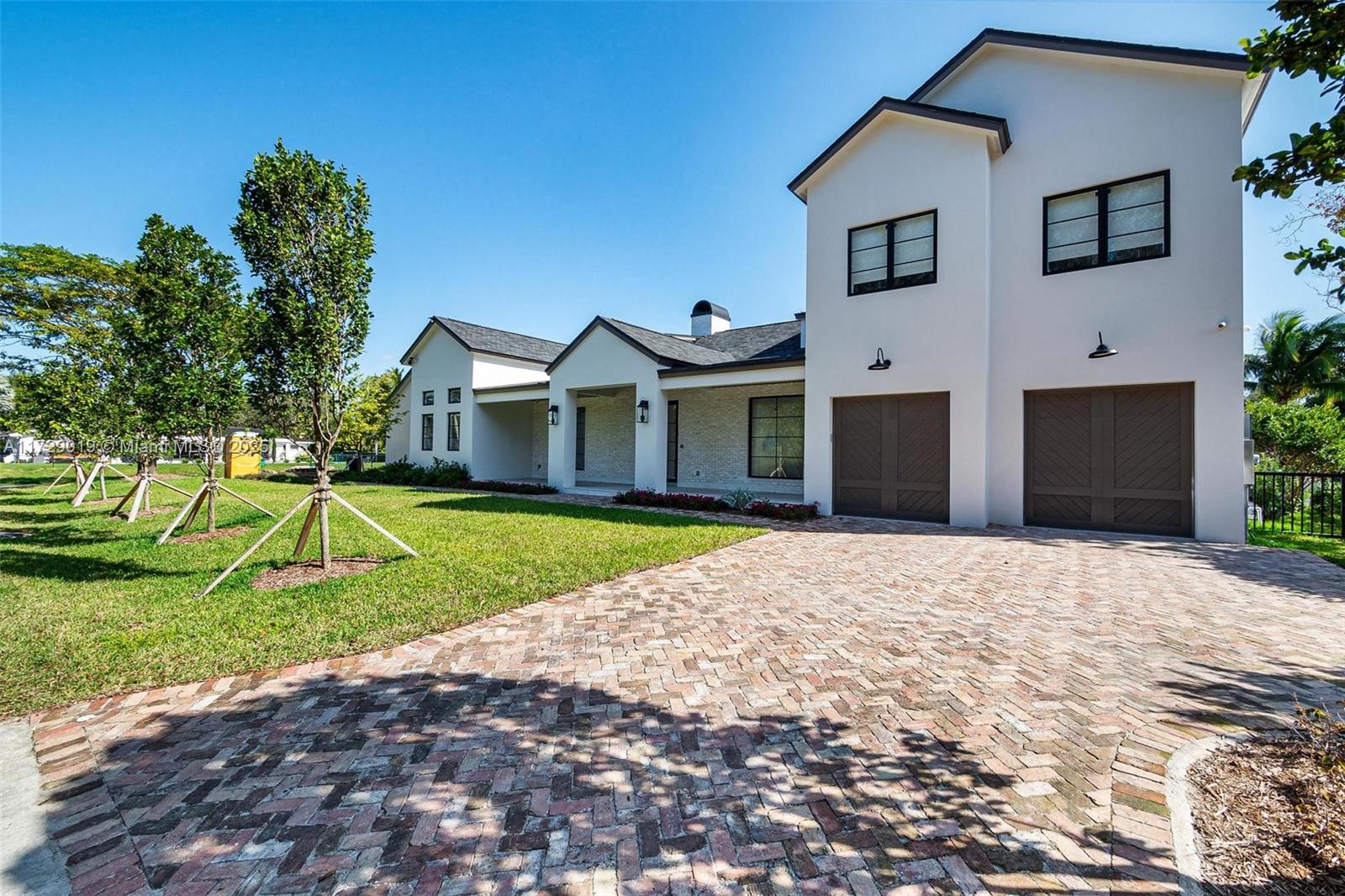 Similar Properties