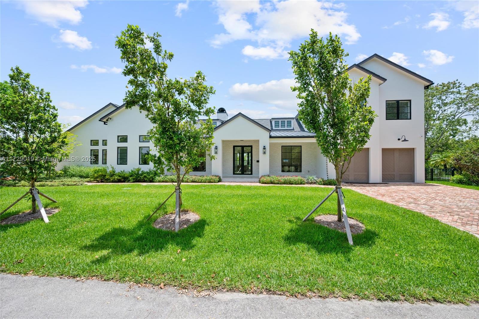KENDALL PARK ESTATES - Residential
