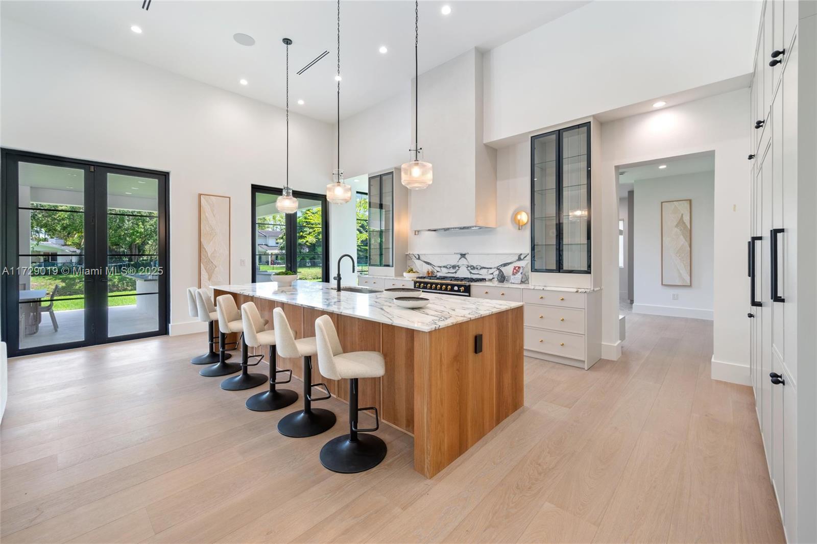 KENDALL PARK ESTATES - Residential
