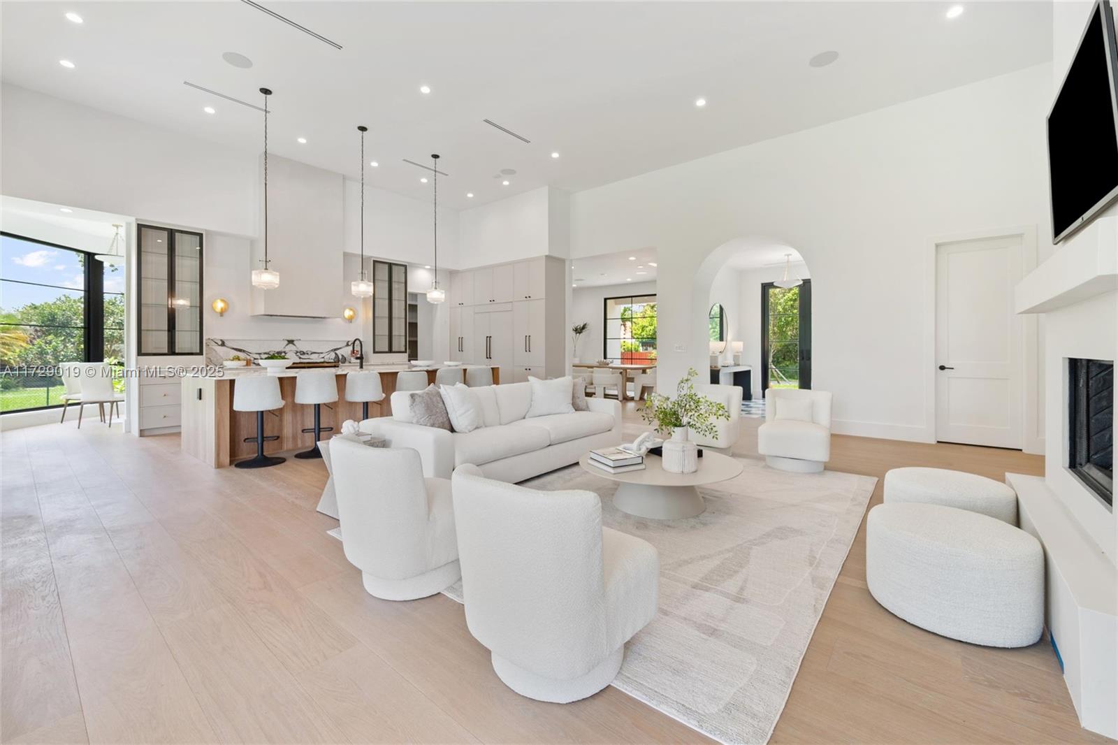 KENDALL PARK ESTATES - Residential