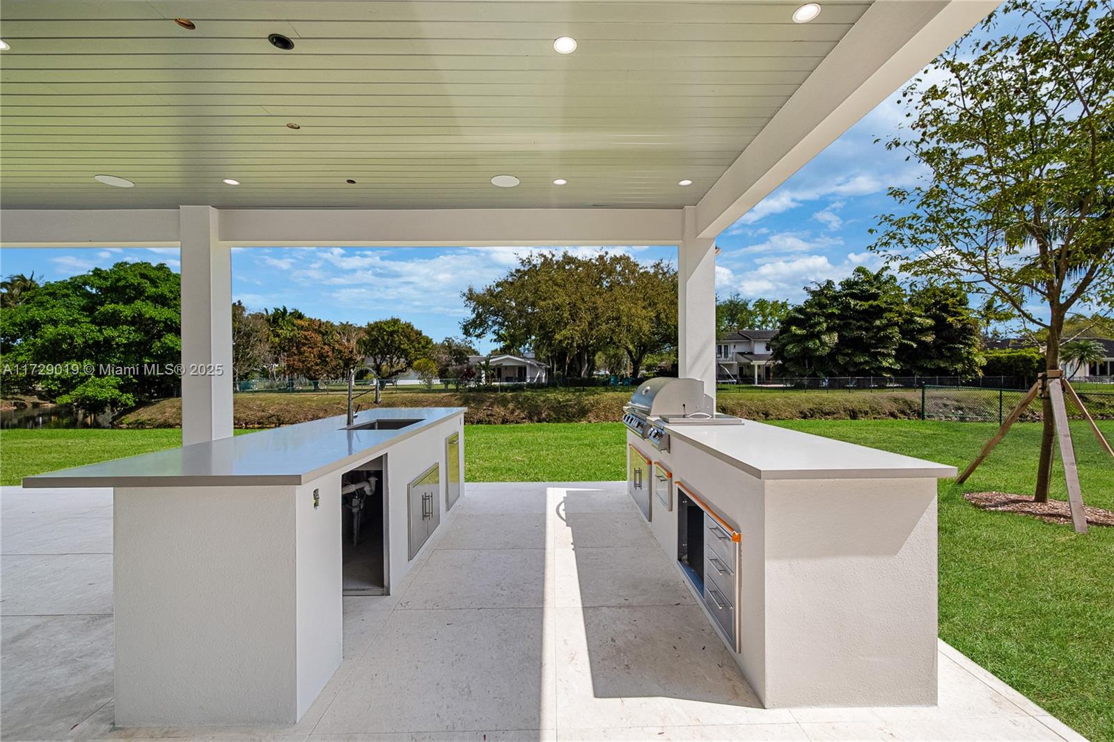 KENDALL PARK ESTATES - Residential