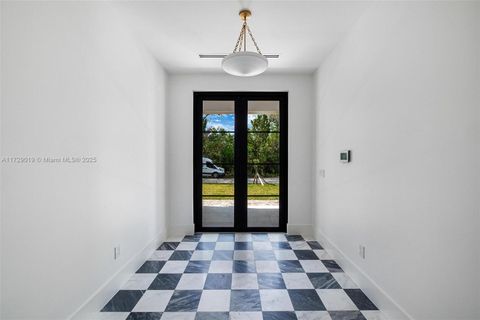 A home in Pinecrest
