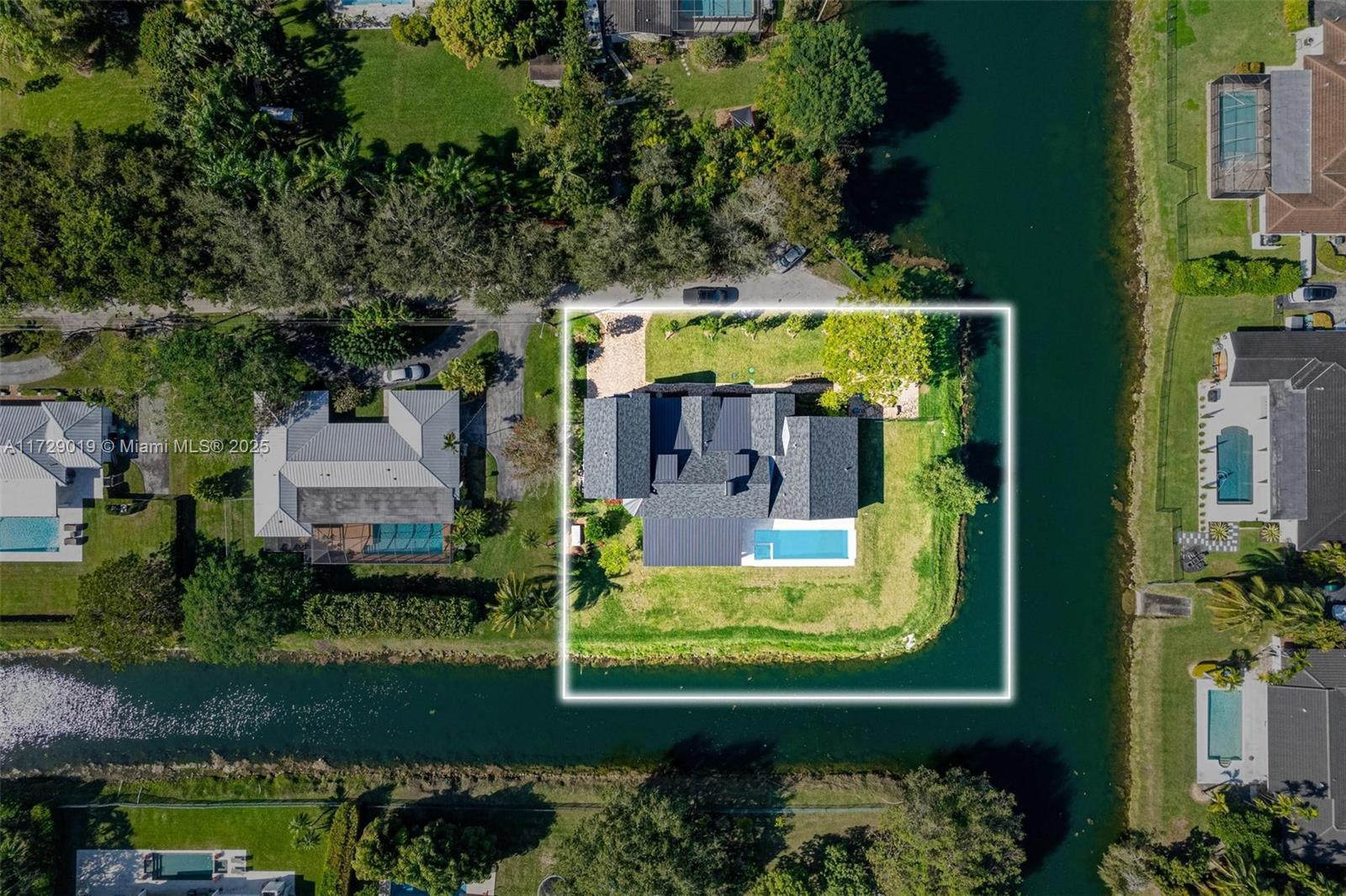 KENDALL PARK ESTATES - Residential