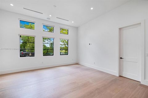 A home in Pinecrest