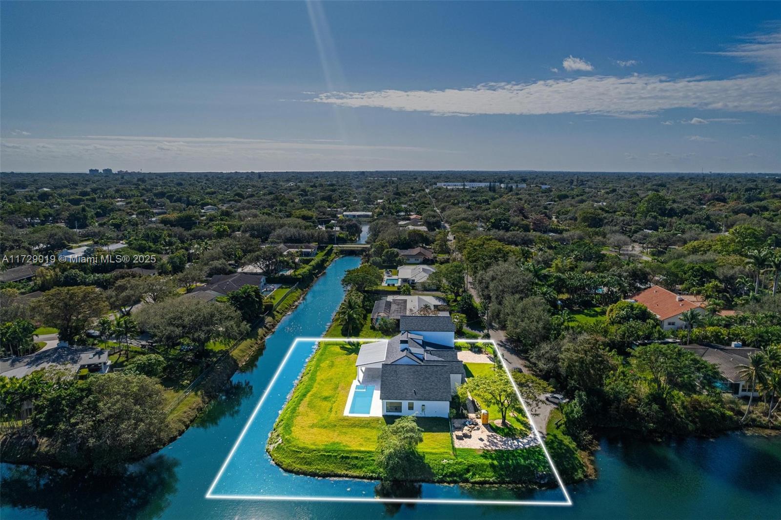 KENDALL PARK ESTATES - Residential