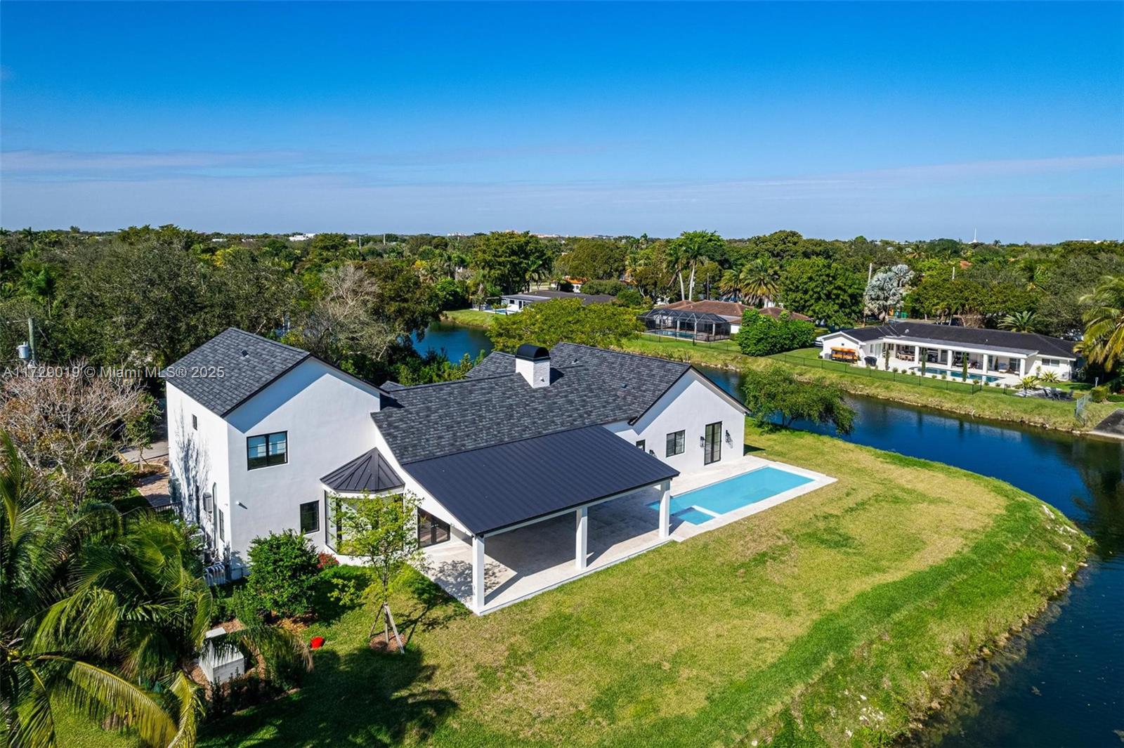 KENDALL PARK ESTATES - Residential