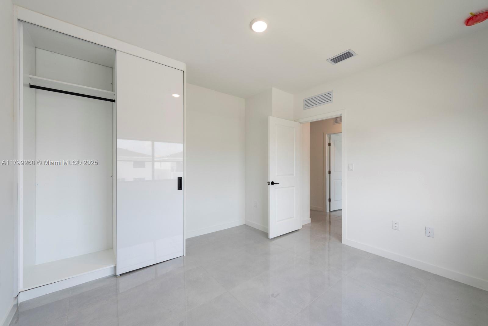 On Alba ONX Homes - Residential