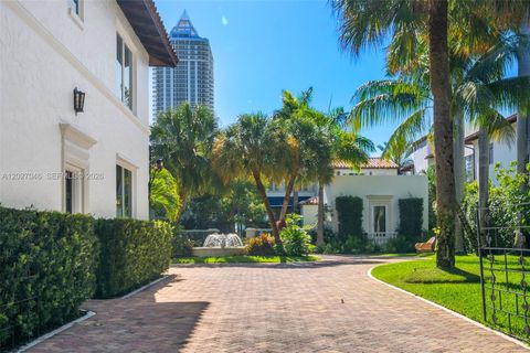 Tiny photo for 4731 Pine Tree Dr, Miami Beach, FL 33140 (MLS # A12027046)