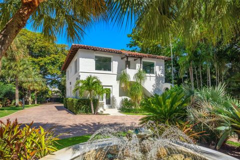 Tiny photo for 4731 Pine Tree Dr, Miami Beach, FL 33140 (MLS # A12027046)