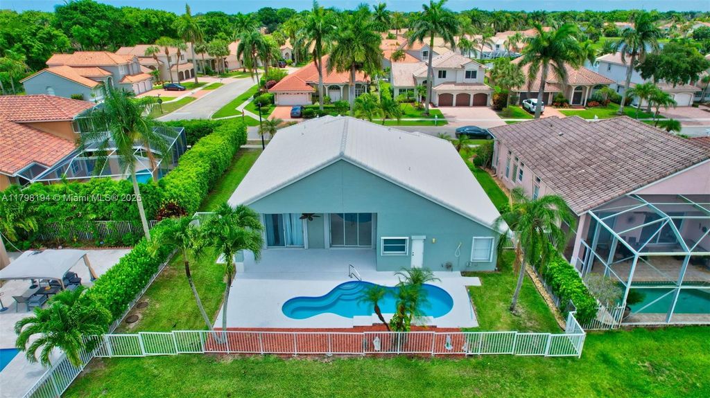 Photo of 19401 Preserve Dr, Boca Raton, FL 33498 (MLS # A11798194)