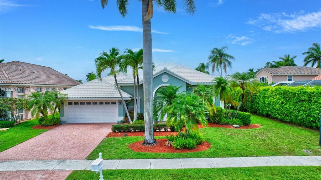 Photo of 19401 Preserve Dr, Boca Raton, FL 33498 (MLS # A11798194)