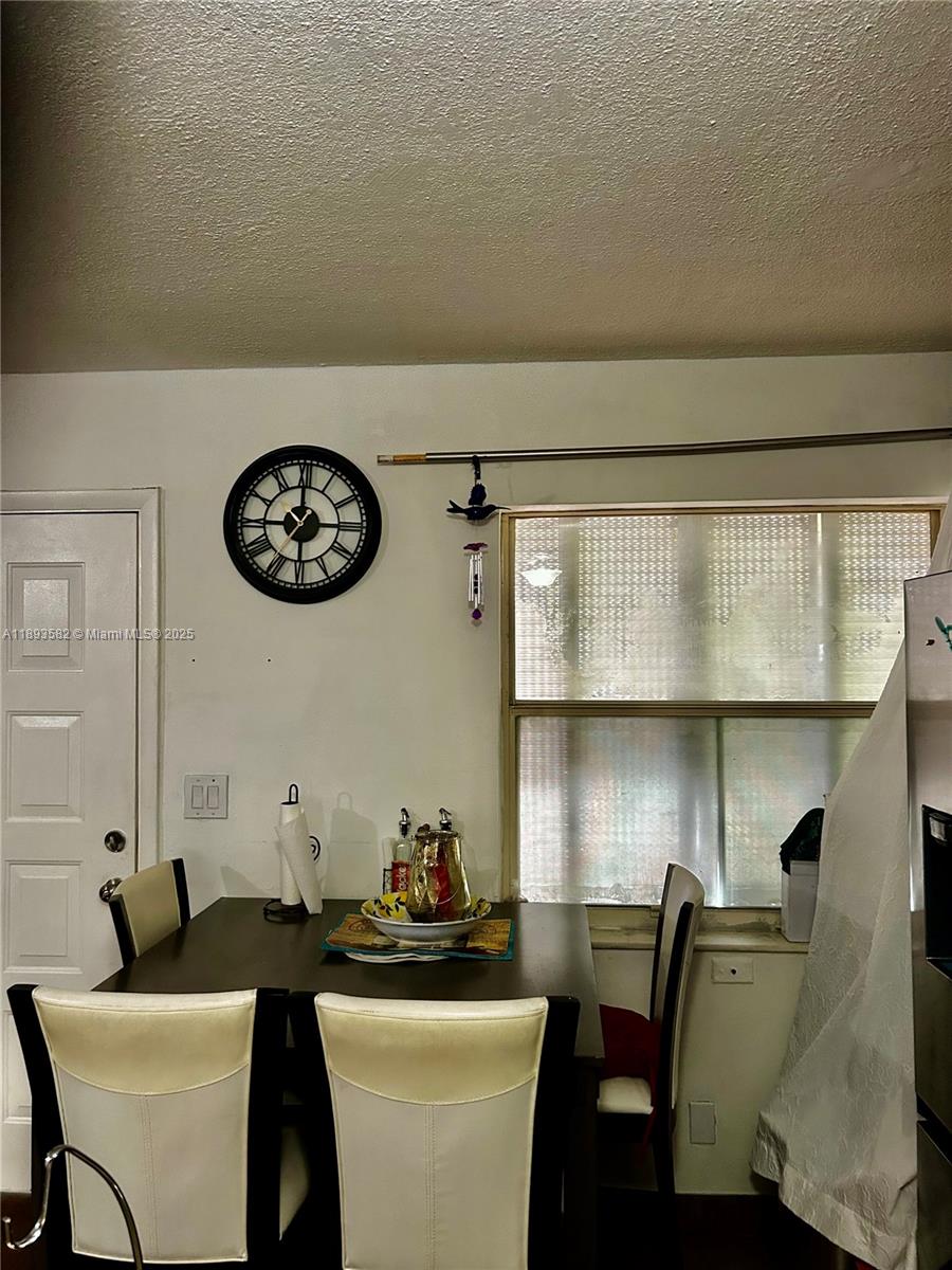 TOWN COLONY CONDO - Residential