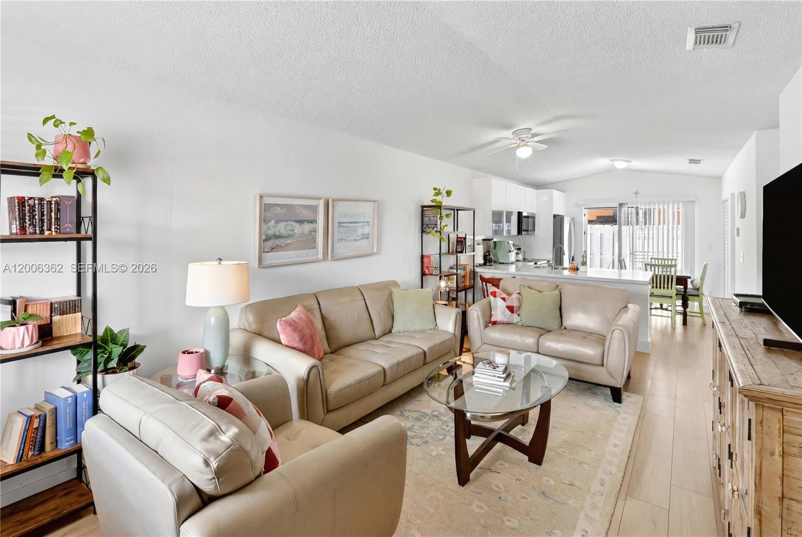 GALERIA II CONDO - Residential