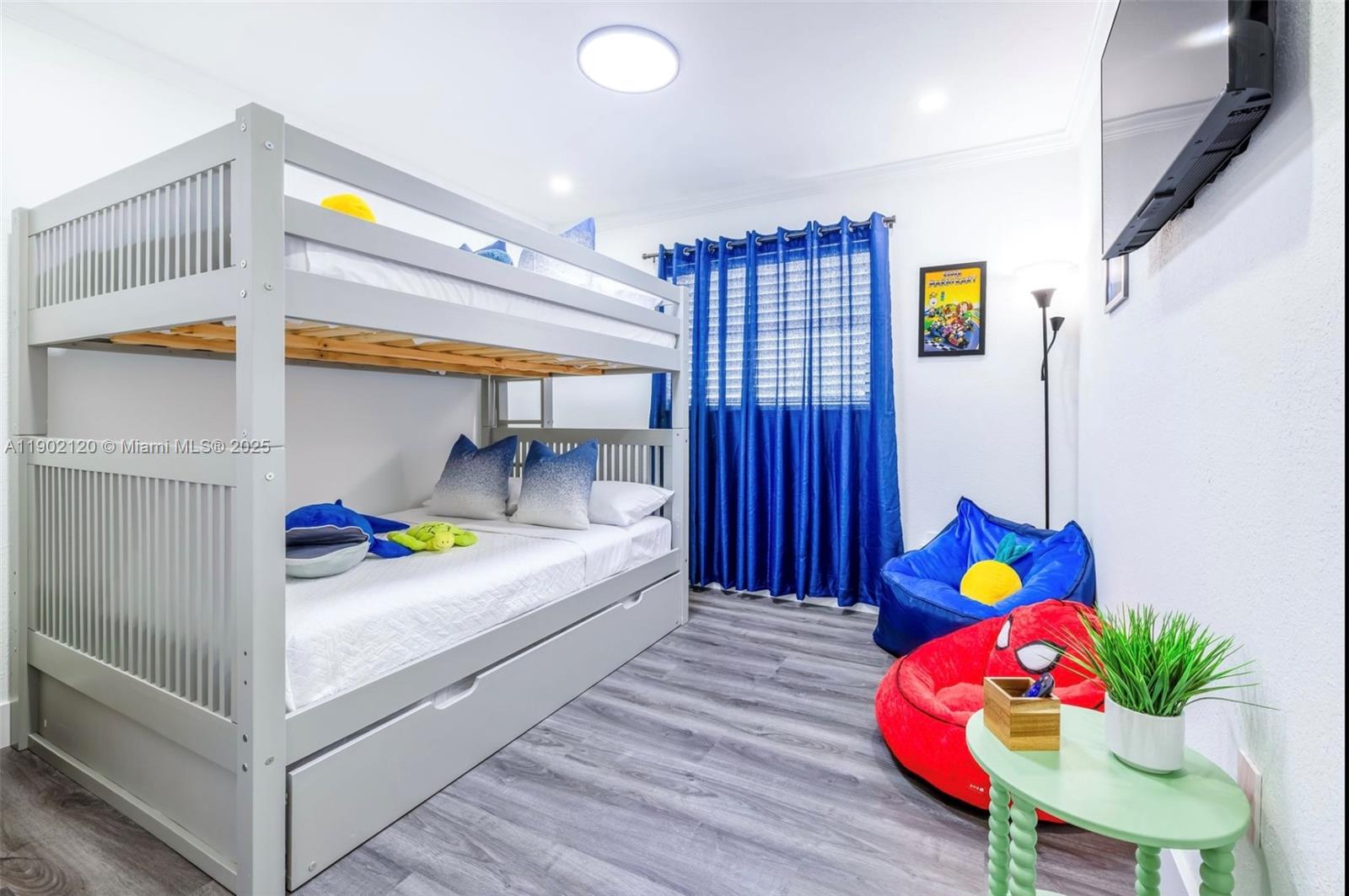 WESTWIND LAKES SEC 4 - Residential