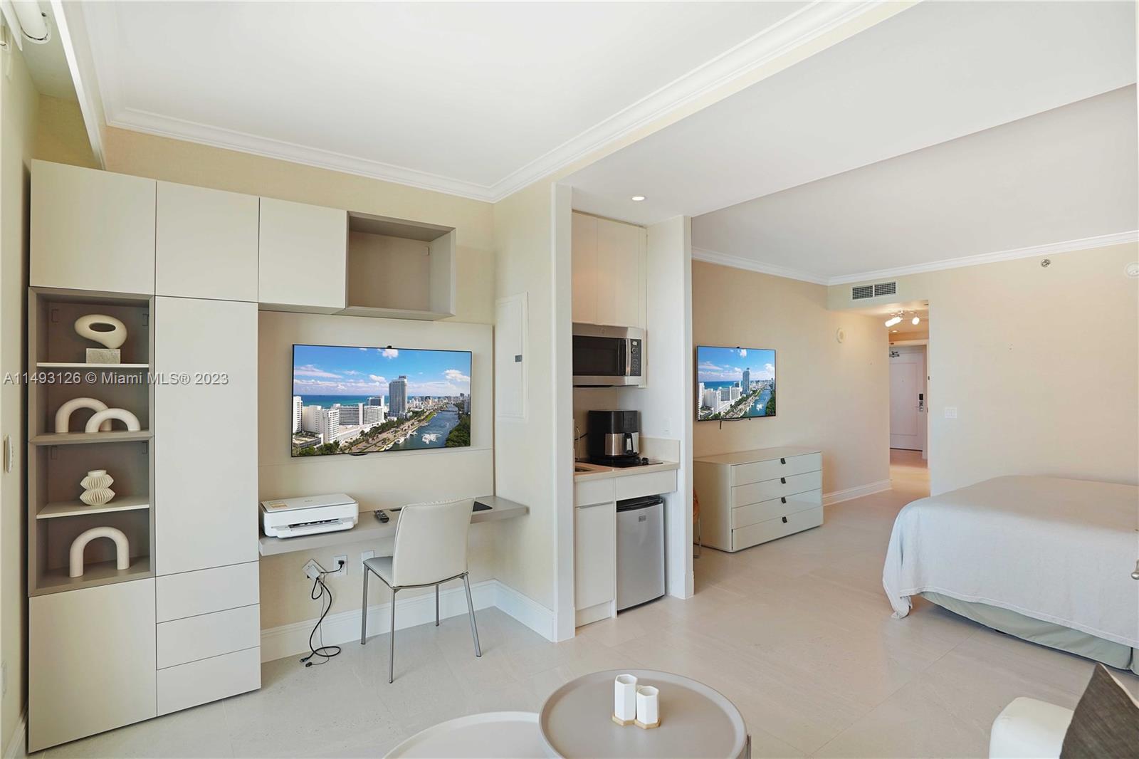 FONTAINEBLEAU II CONDO - Residential