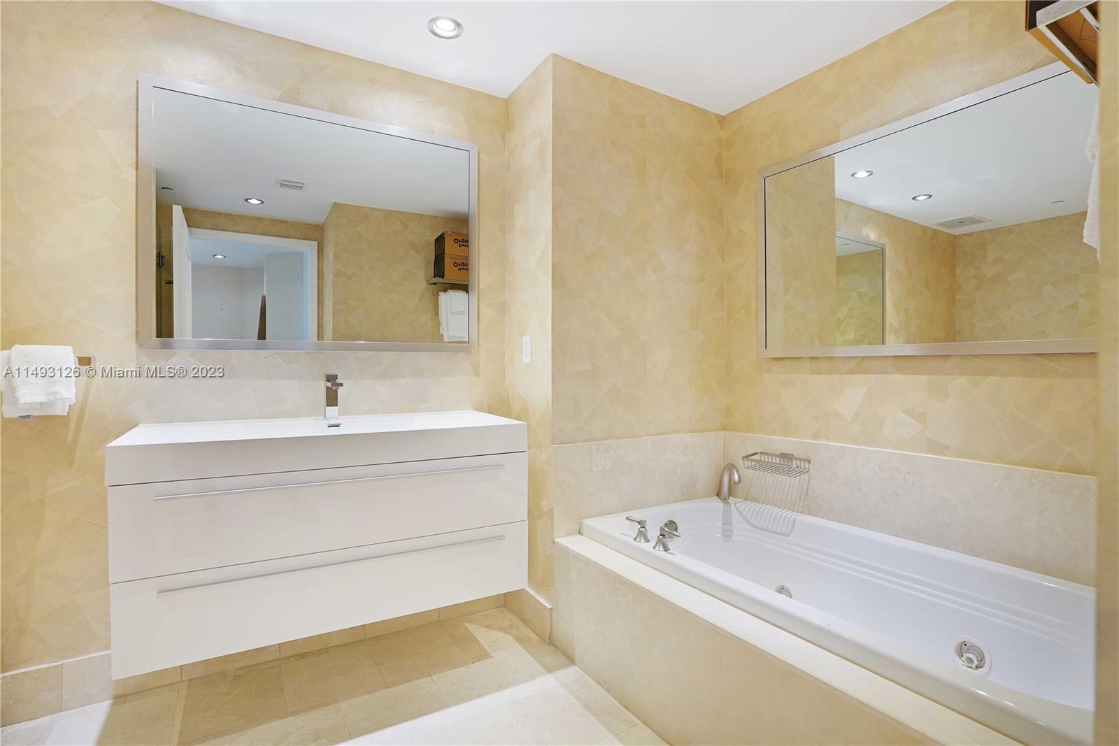 FONTAINEBLEAU II CONDO - Residential