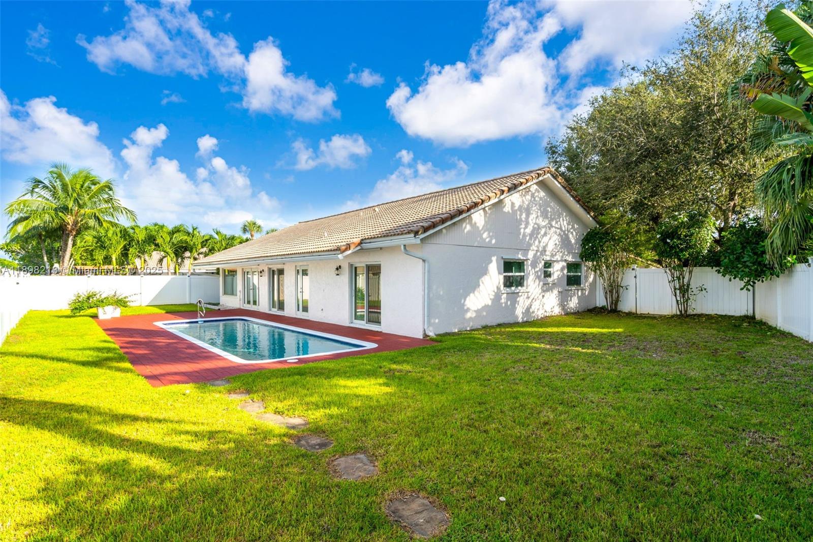 ESCONDIDO AT BOCA RATON 2 - Residential Lease