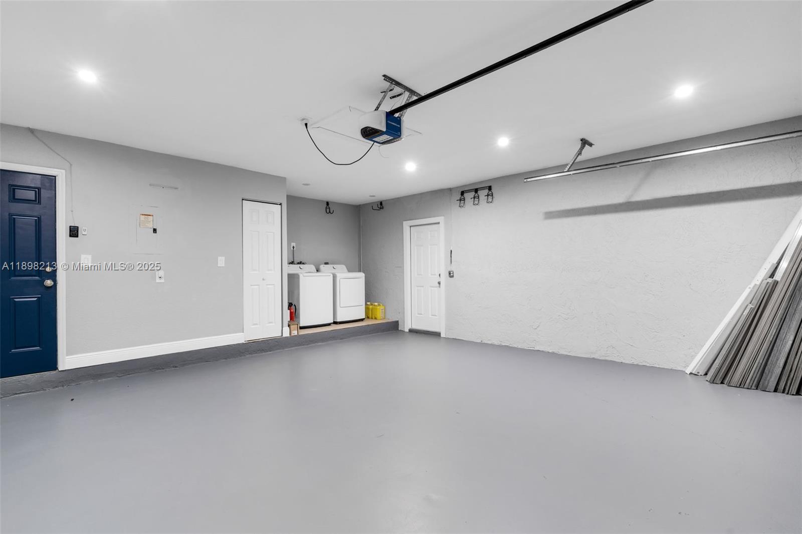 ESCONDIDO AT BOCA RATON 2 - Residential Lease