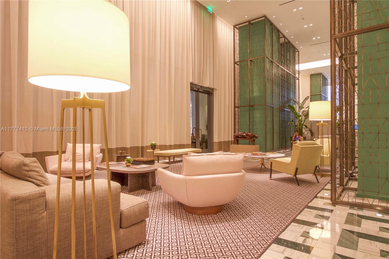 801 SMA RESIDENCES CONDO - Residential