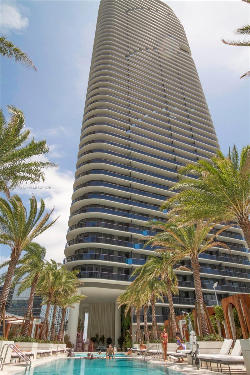 801 S Miami Ave 5410