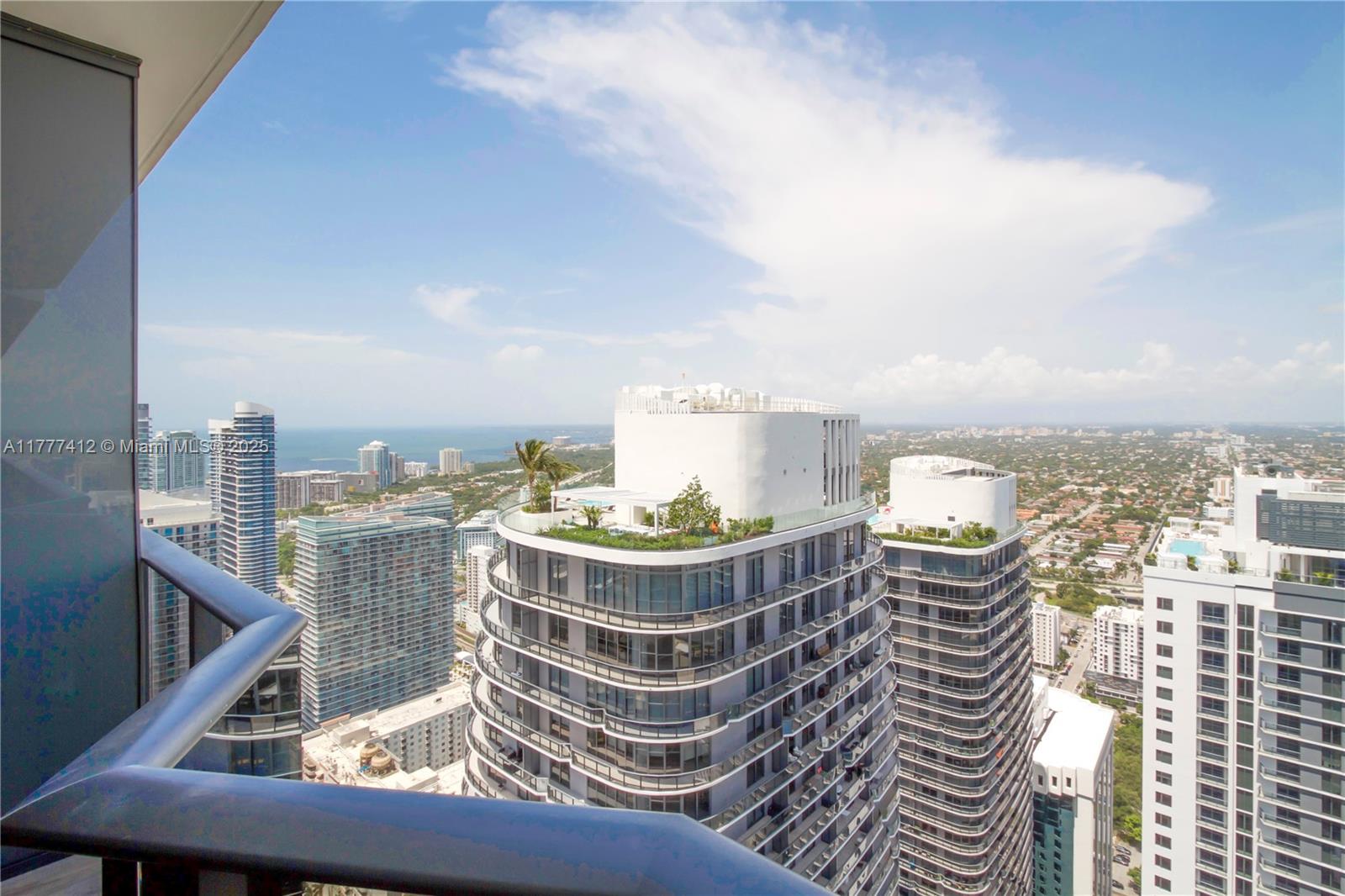 801 SMA RESIDENCES CONDO - Residential