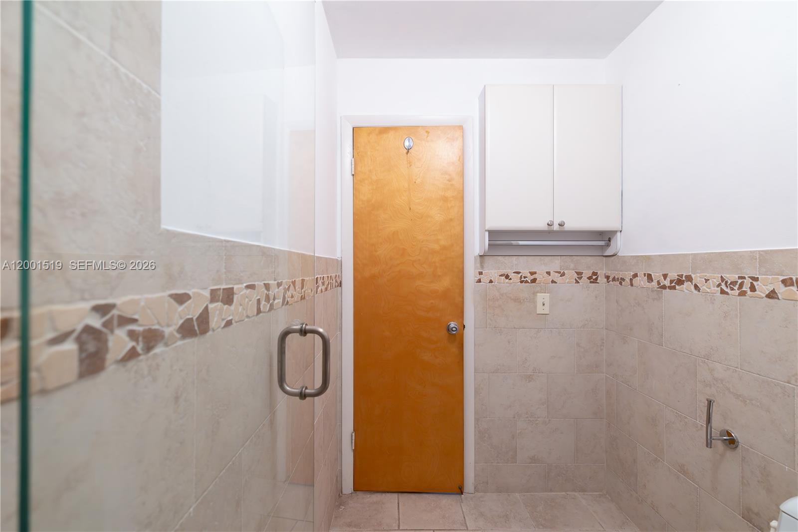 SILVER GARDENS CONDO - Residential Lease