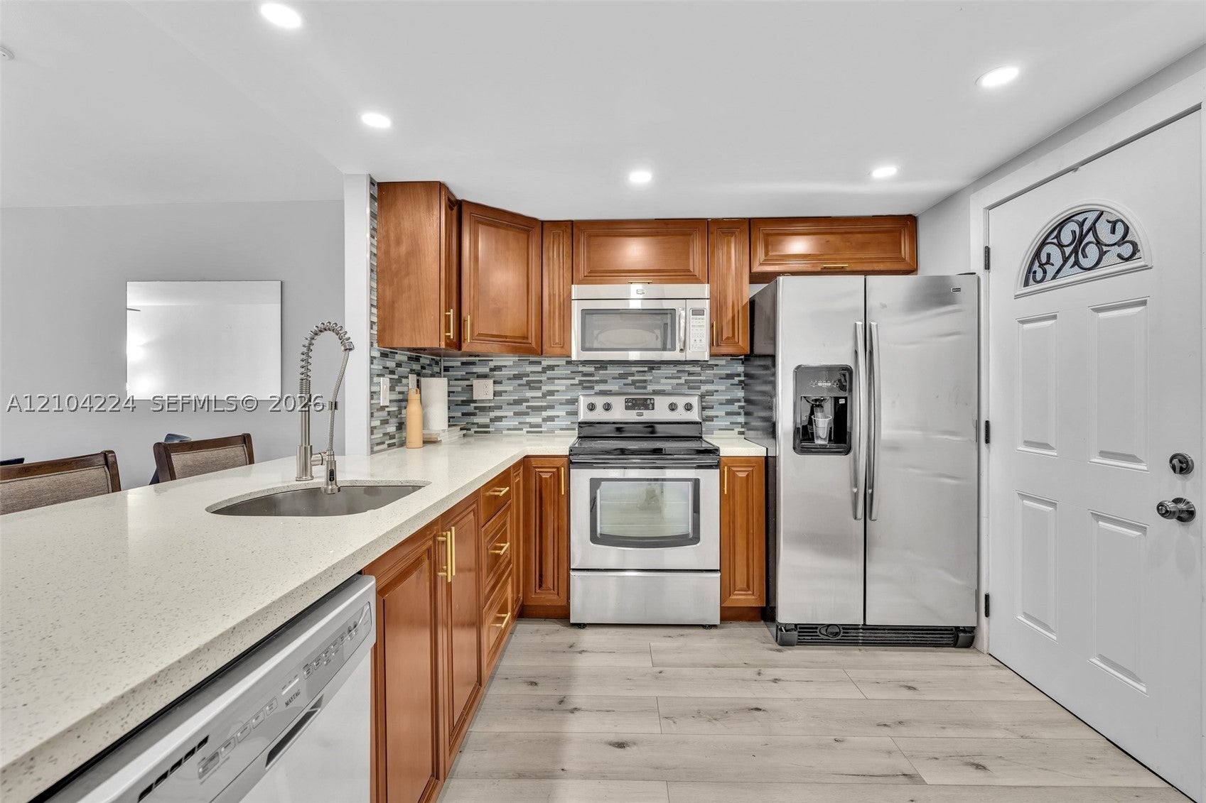 3849 NE 169th St 406