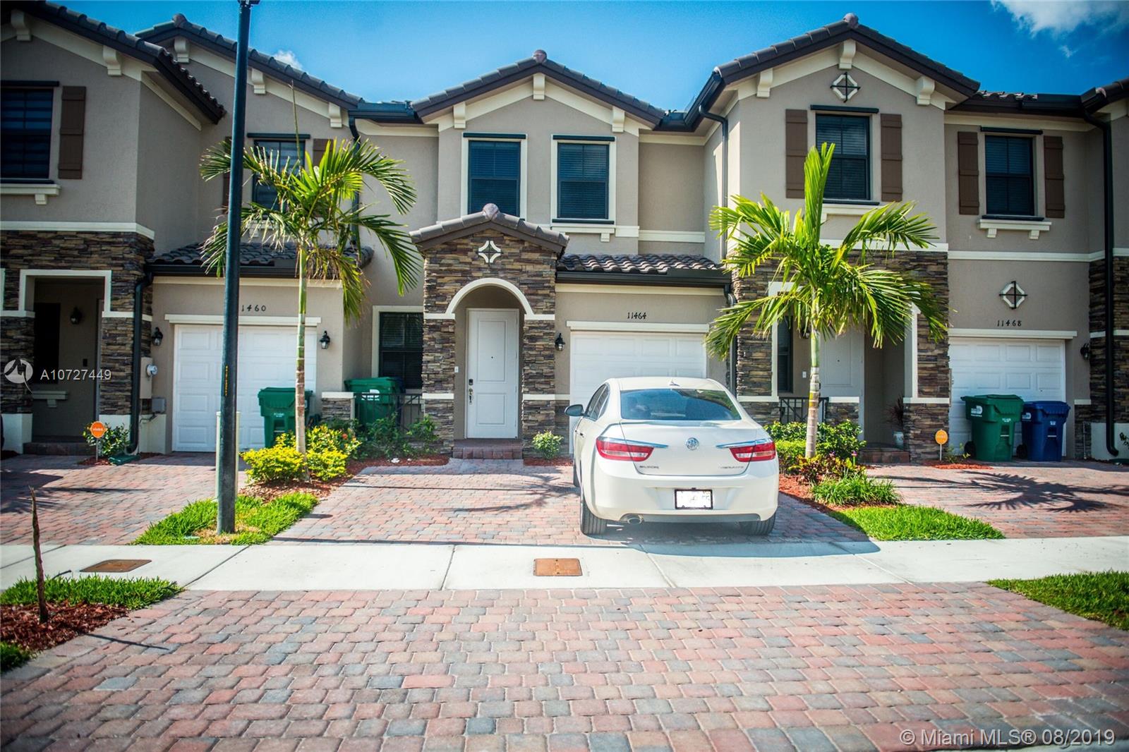 COCO PALM ESTATES - Residential Lease