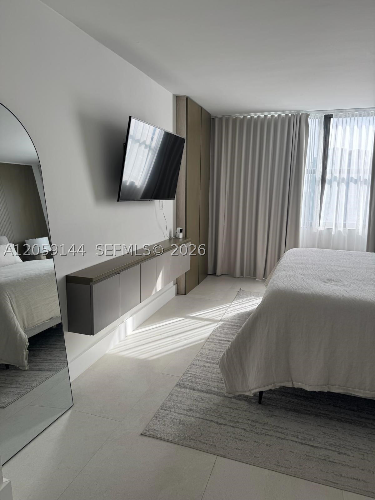 2333 Brickell Ave 2512