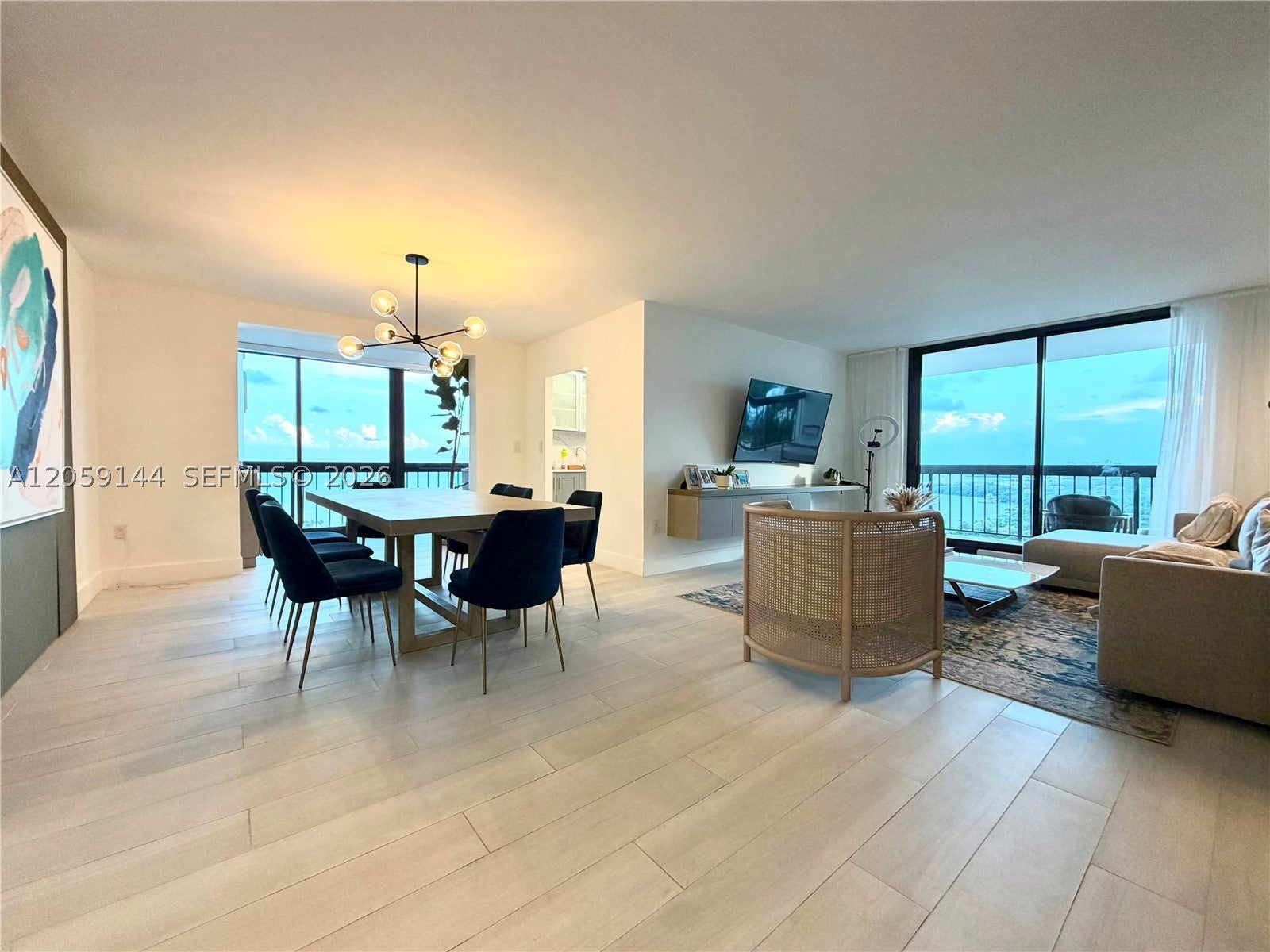 2333 Brickell Ave 2512