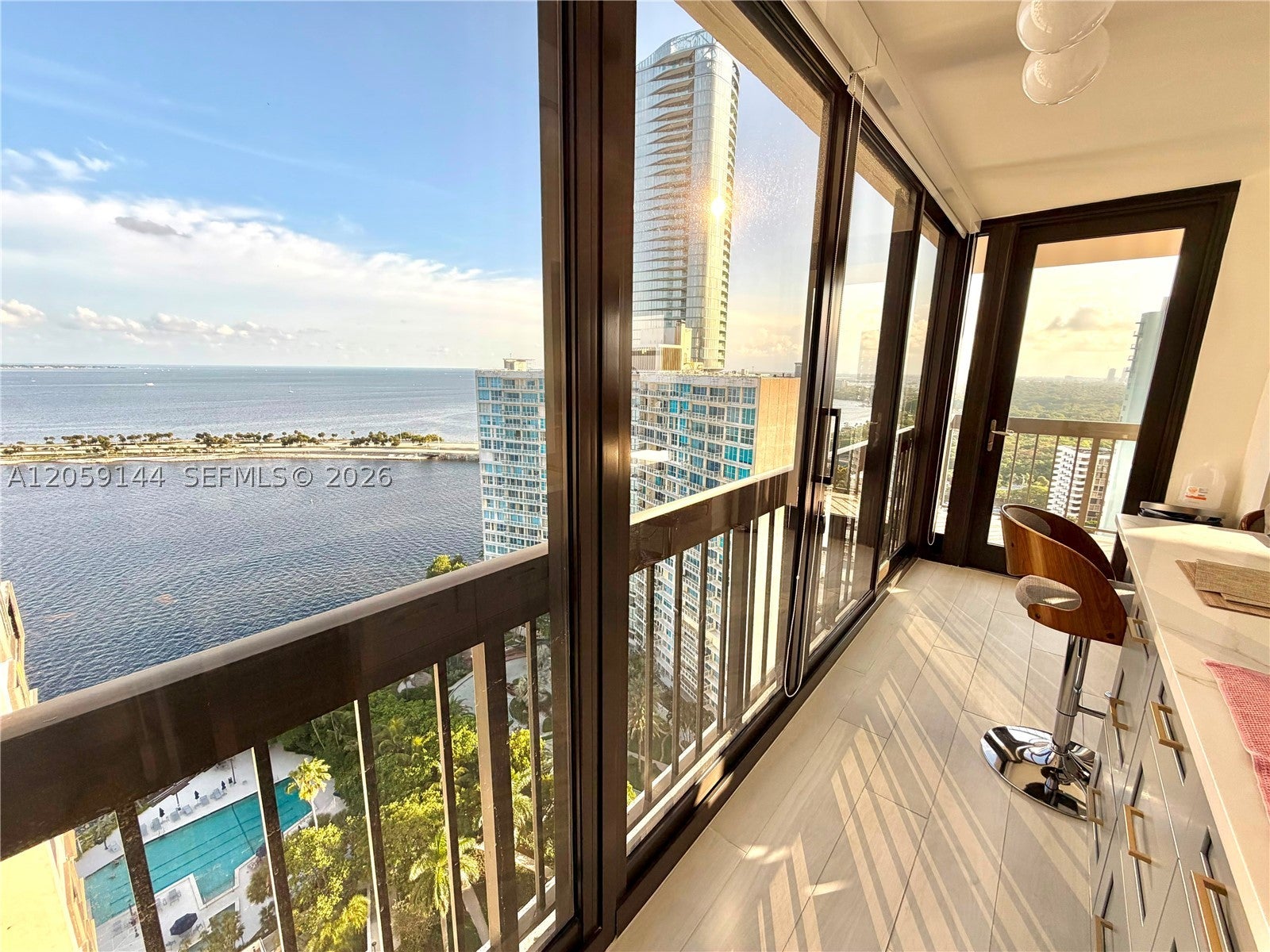 2333 Brickell Ave 2512