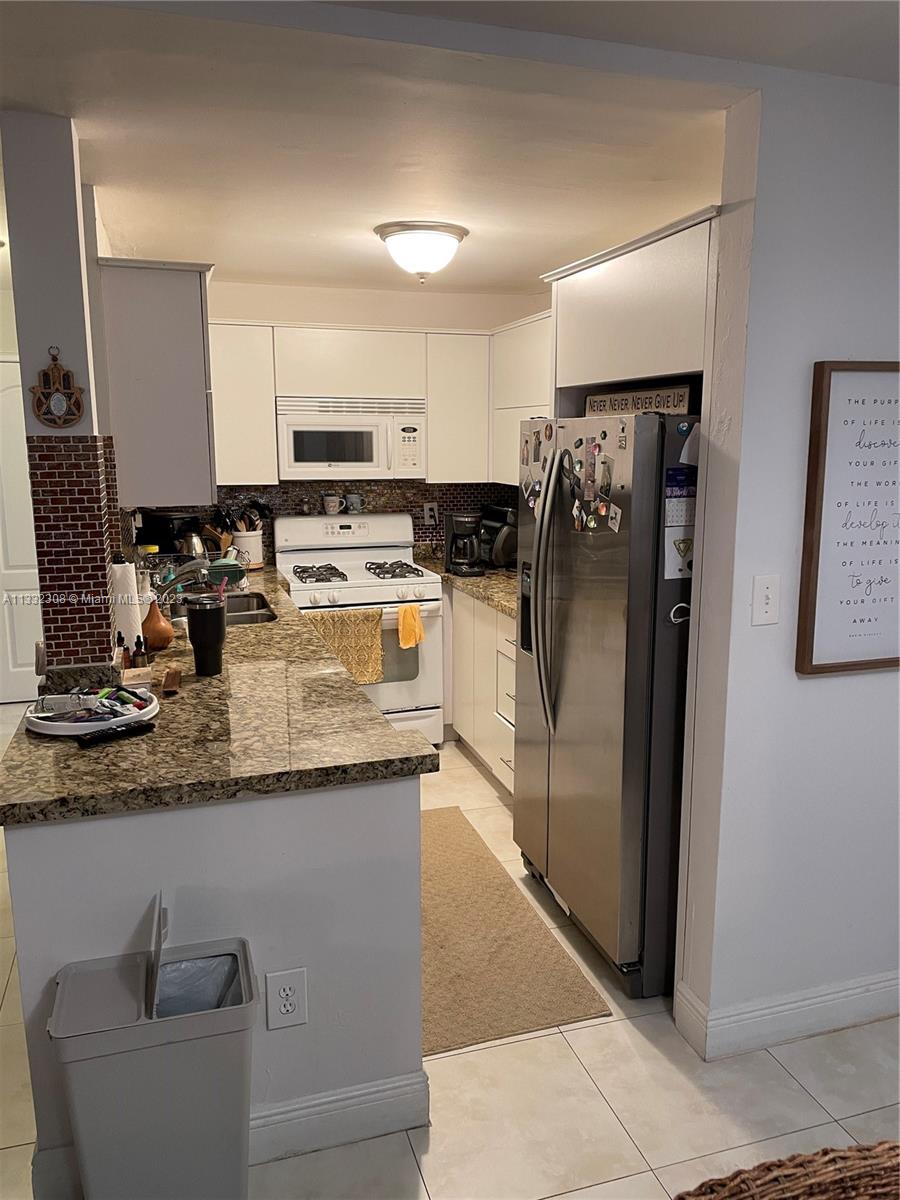 BRICKELL MAR CONDO - Residential Lease