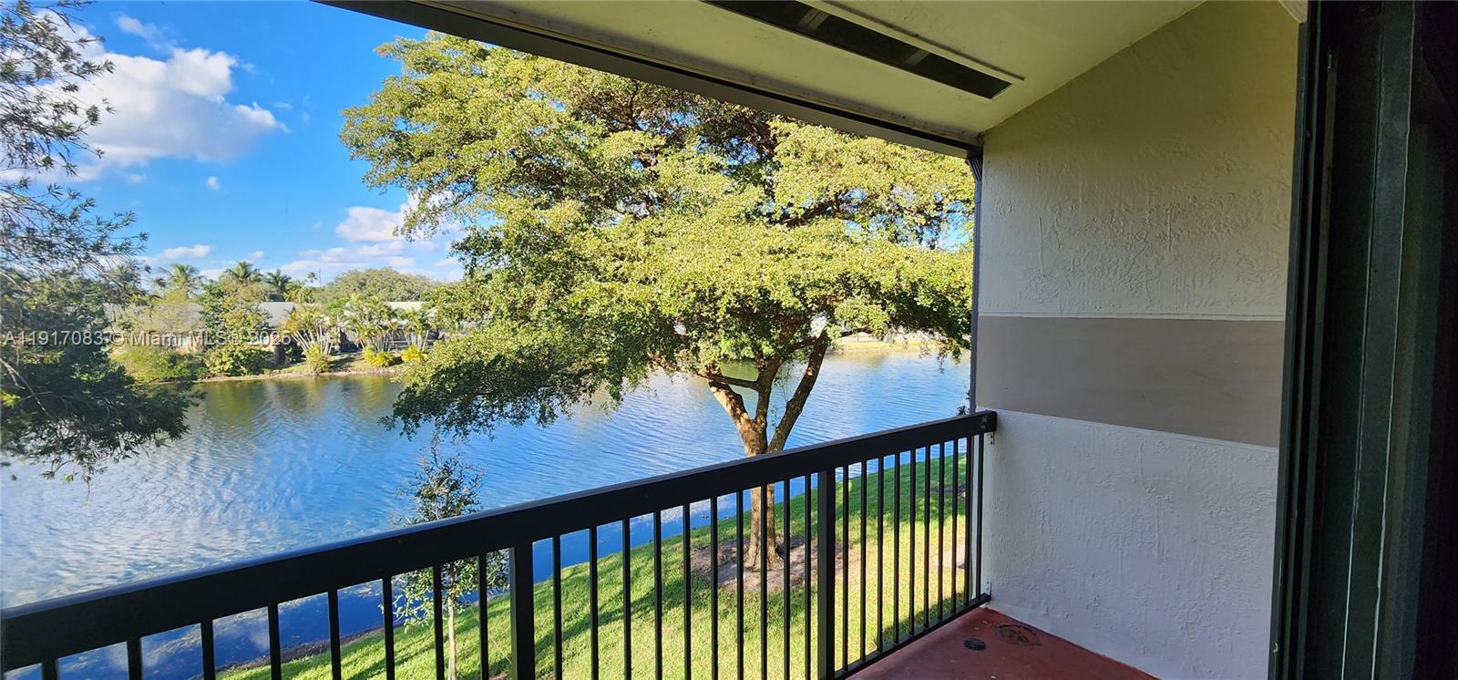 VILLAS DE VENEZIA CONDO - Residential