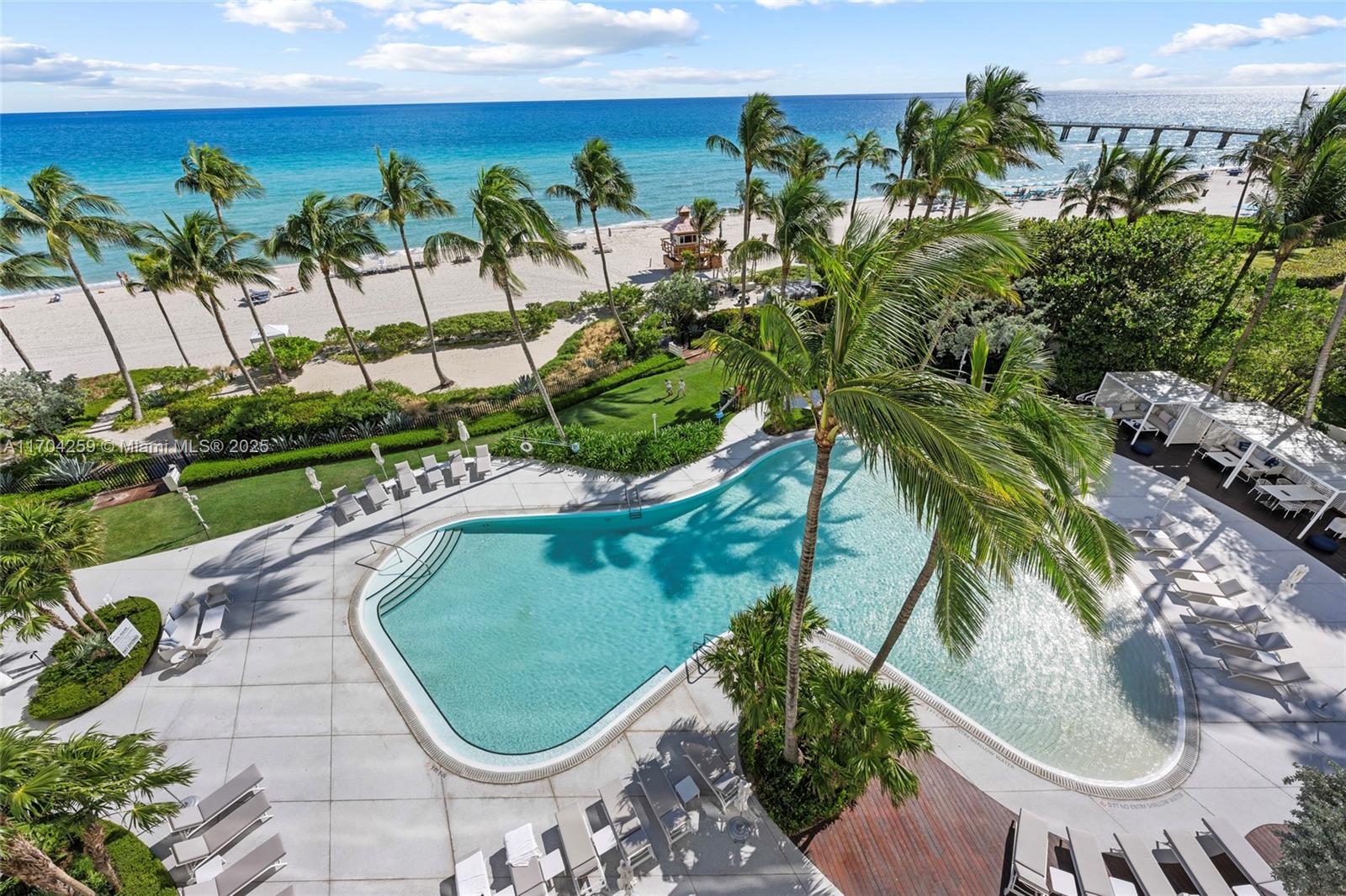 JADE SIGNATURE CONDO - Residential