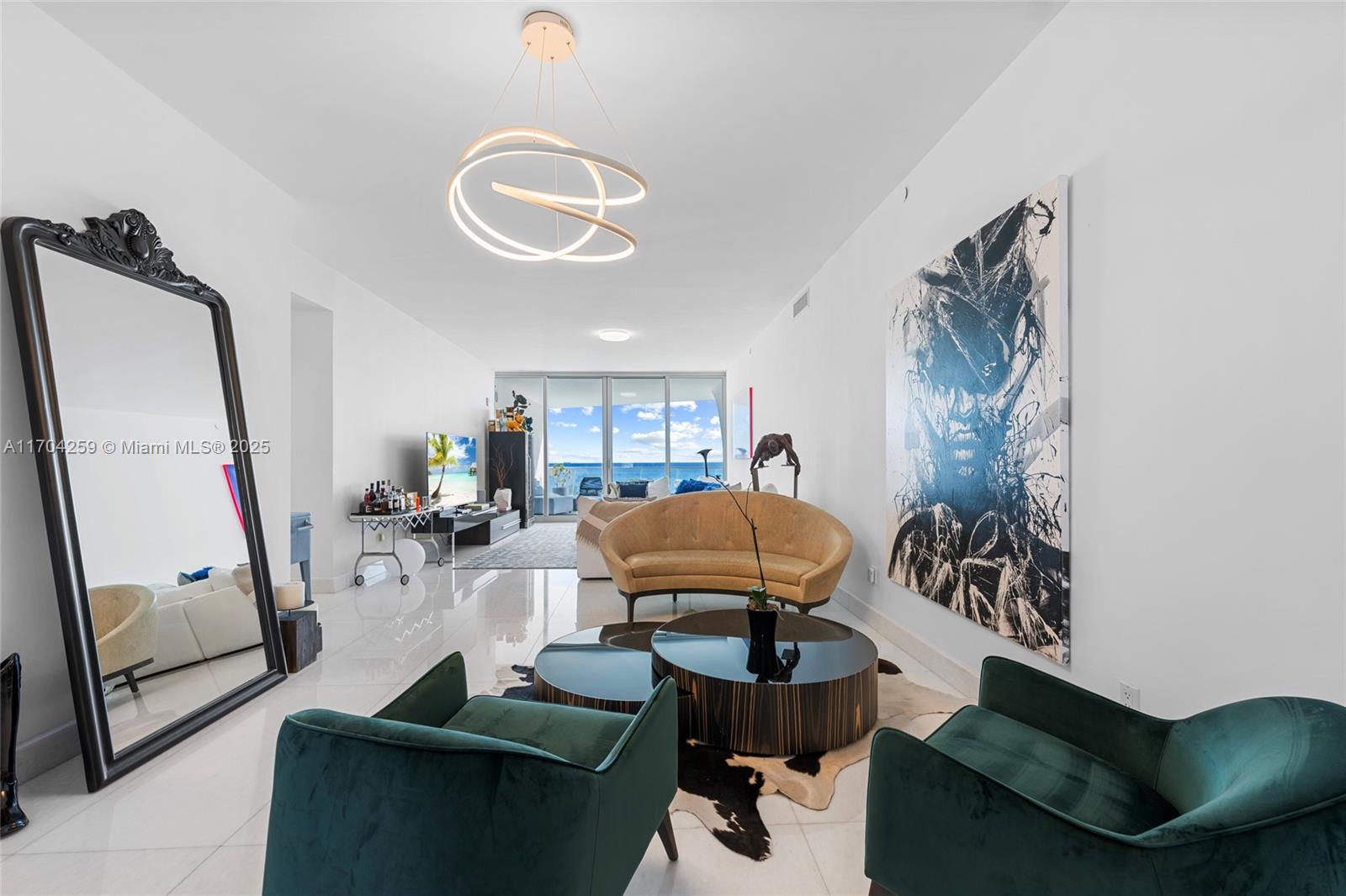 JADE SIGNATURE CONDO - Residential