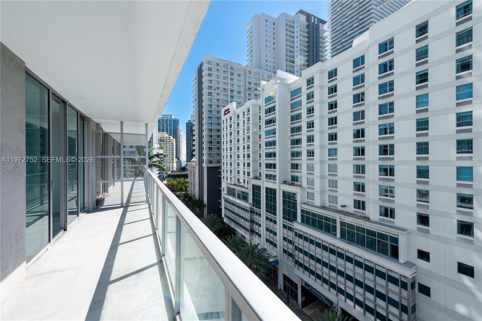 THE AXIS ON BRICKELL COND - Residential