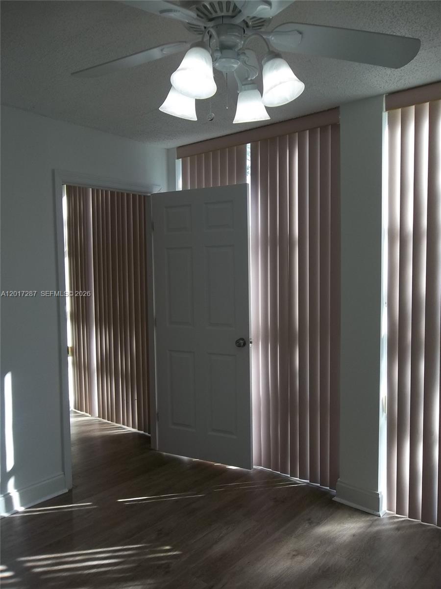 601 Three Islands Blvd 208