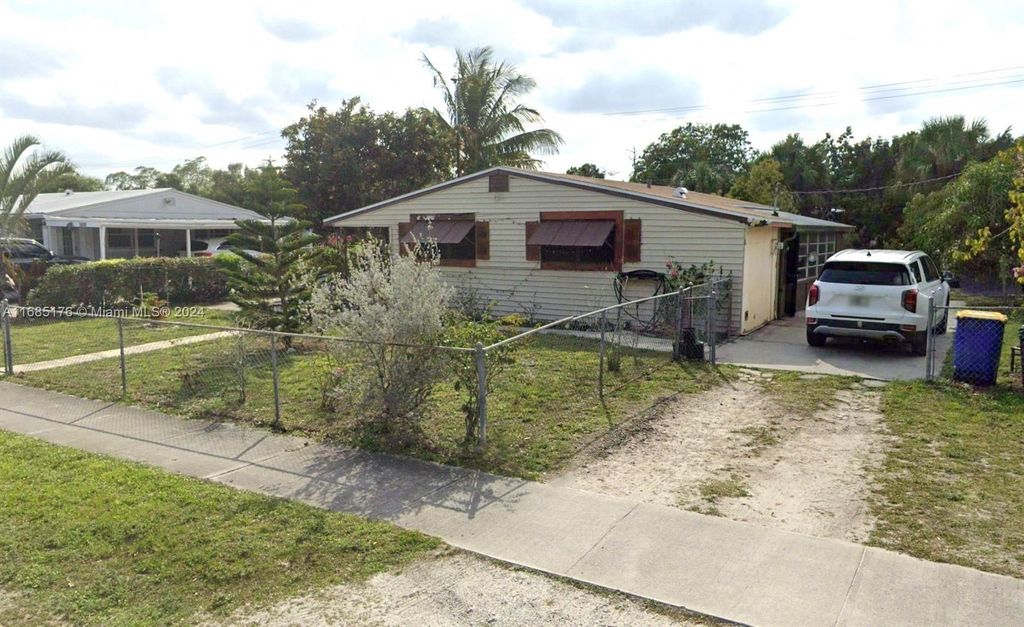 Photo of 15236 SW Indian Mound Dr, Indian Town, FL 34956 (MLS # A11685176)