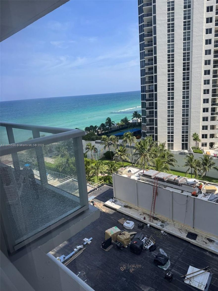 **Beachfront Living in Sunny Isles!**
Fully remodeled studio with **modern finishes**, **updated kitchen**, and **panoramic ocean views**. Enjoy **direct beach access**, resort-style pool, gym, and 24/7 security—all in a newly renovated building. **Luxury coastal lifestyle at its best!**