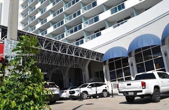 THE AVENTURA BEACH CLUB C - Residential