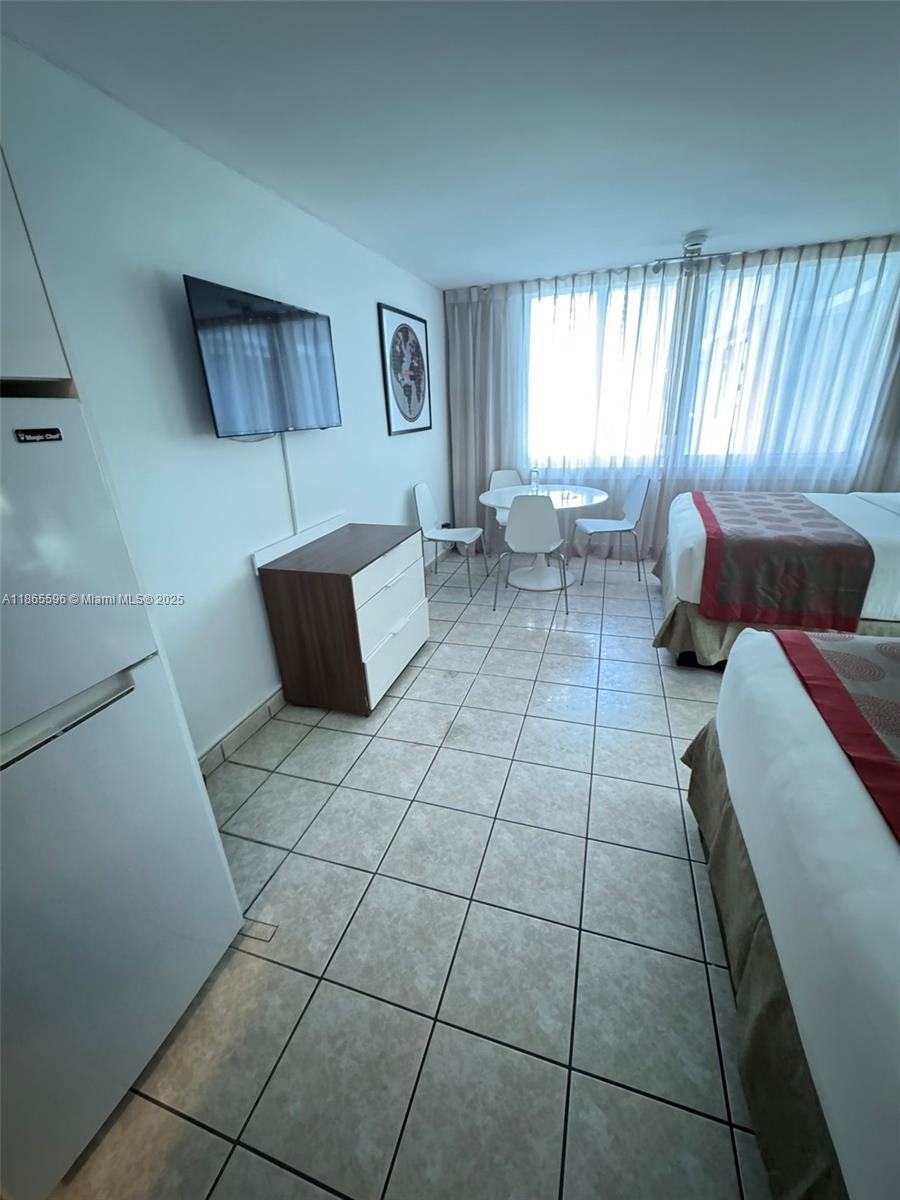 19201 Collins Ave 801