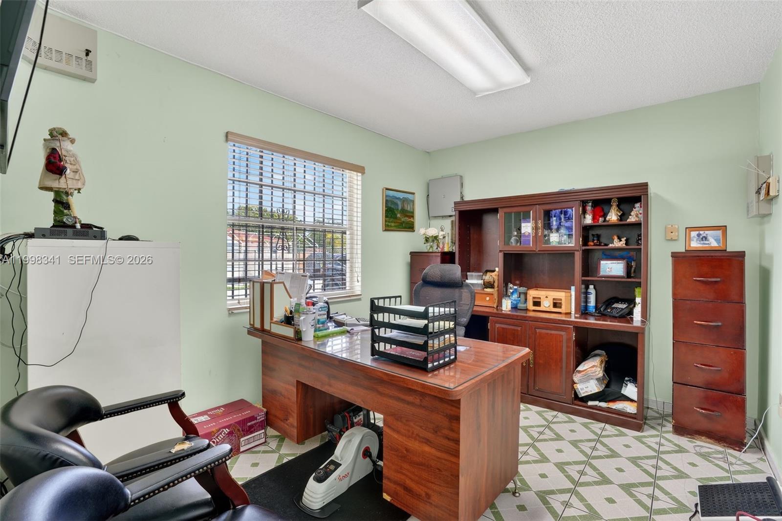 ZENA GDNS - Commercial Sale