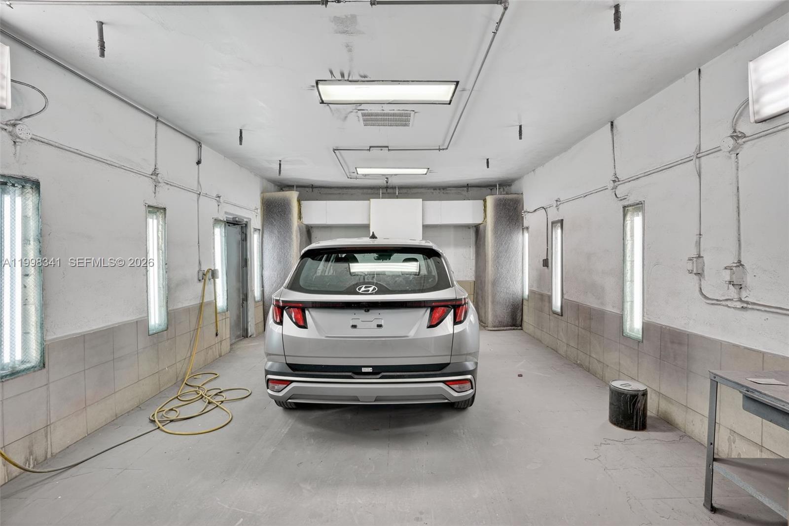 ZENA GDNS - Commercial Sale