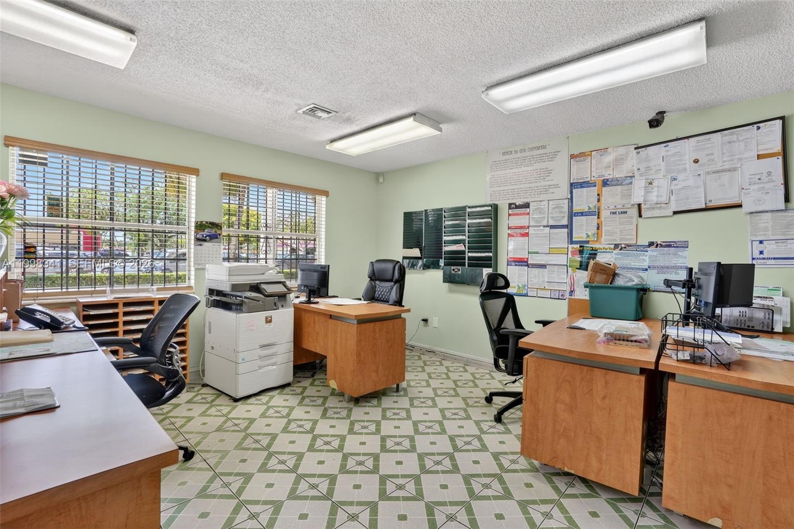 ZENA GDNS - Commercial Sale