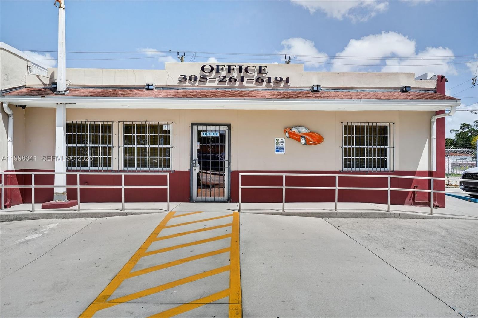 ZENA GDNS - Commercial Sale